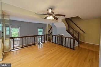 25730 Valley Park Terrace in Damascus, MD - Building Photo - Building Photo