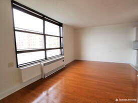3333 Broadway in New York, NY - Building Photo