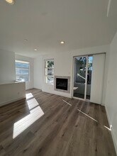 910 N Curson Ave, Unit 1 in West Hollywood, CA - Foto de edificio - Building Photo