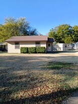 2911 Featherston Avenue in Wichita Falls, TX - Building Photo