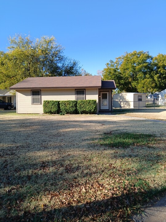 2911 Featherston Avenue in Wichita Falls, TX - Building Photo