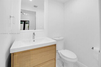 3204 Bird Ave in Miami, FL - Building Photo - Building Photo