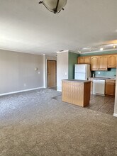 15155 Seagull Dr in Sterling Heights, MI - Building Photo - Building Photo