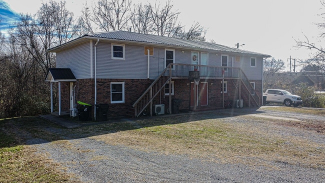 120 Lake Dr, Unit 3(Lisa) in Cadiz, KY - Foto de edificio - Building Photo