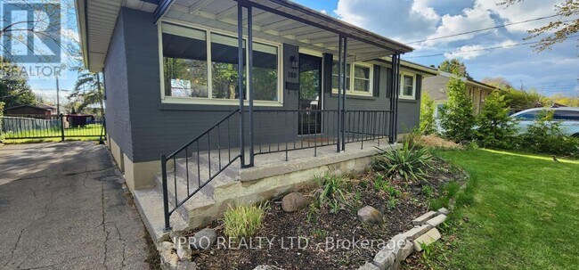 189 Goddard Blvd in London, ON - Building Photo - Building Photo