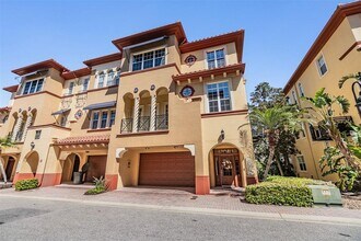254 Seagate Ct in Dunedin, FL - Building Photo - Building Photo