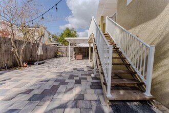 203 W Crest Ave in Tampa, FL - Building Photo - Building Photo