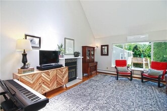 299 Virgo Dr in Groton, CT - Building Photo - Building Photo