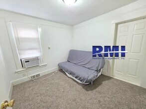 425 S Summit Ave in Bremerton, WA - Building Photo - Building Photo