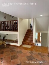 2221 S Jefferson St in Roanoke, VA - Building Photo - Building Photo