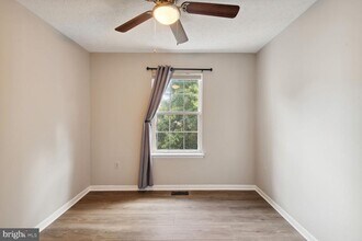1605 Woodview Ct in Crofton, MD - Building Photo - Building Photo