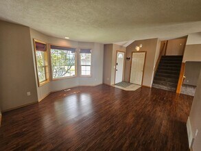 409 S Sonora Ln in Spokane Valley, WA - Foto de edificio - Building Photo