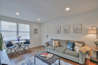 3631 Redmon St in Nashville, TN - Foto de edificio - Building Photo