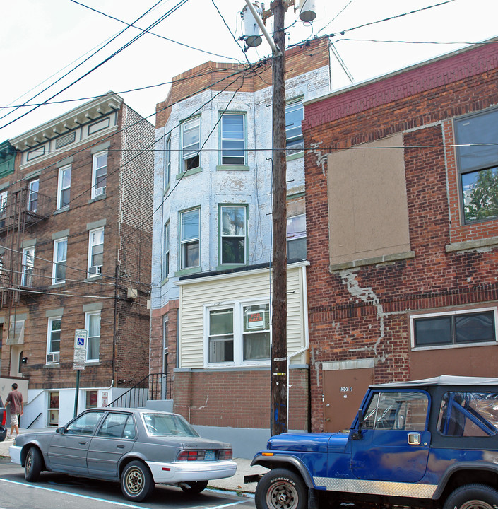 1217 7th St in North Bergen, NJ - Building Photo