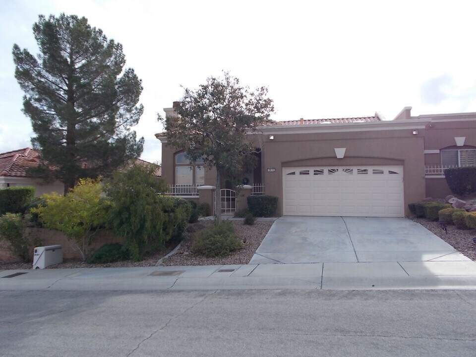 2916 Vista Butte Dr in Las Vegas, NV - Building Photo