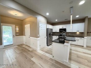 7028 Beauhaven Ct in Jacksonville, FL - Building Photo - Building Photo