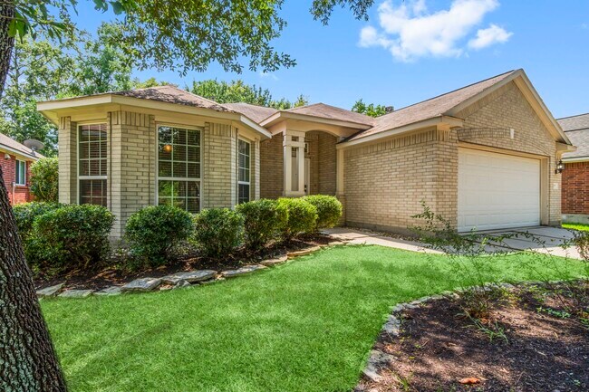 155 Fairwind Trail Dr in Conroe, TX - Building Photo - Building Photo