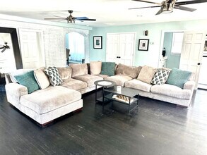 14386 Calvert St in Solomons, MD - Building Photo - Building Photo