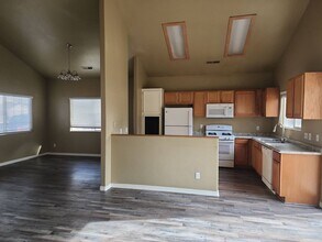 93 N 4000 W in Cedar City, UT - Building Photo - Building Photo