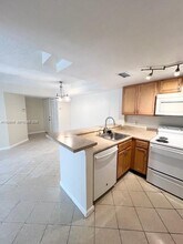 10709 Cleary Blvd in Plantation, FL - Building Photo - Building Photo