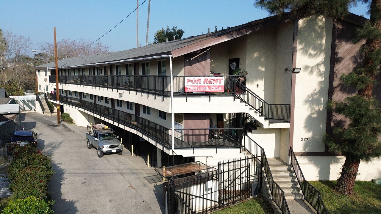 277 S Ave 52 in Los Angeles, CA - Building Photo
