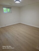 32 Houston Crescent in Toronto, ON - Building Photo