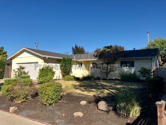 1804 Elkwood Dr in Concord, CA - Building Photo - Building Photo