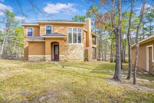 22 Twinstone Cir in Coldspring, TX - Building Photo