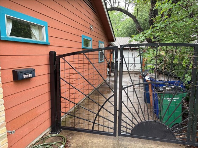 property at 1011 Chesapeake Dr