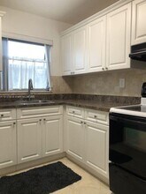 7725 SW 86th St in Miami, FL - Building Photo - Building Photo