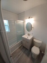 3670 SW 20th St in Miami, FL - Building Photo - Building Photo