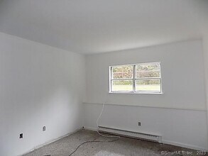 74 Belair Dr in New Milford, CT - Building Photo - Building Photo