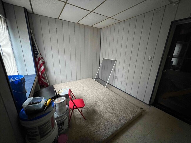 235 Lafayette Ave photo'