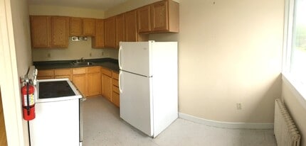 172 Cliff St, Unit 8 in Burlington, VT - Building Photo - Building Photo