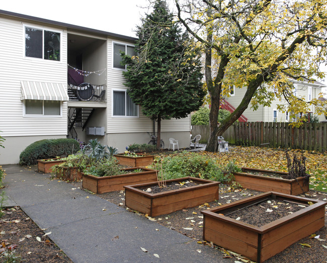 Taylor Street in Portland, OR - Foto de edificio - Building Photo