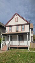 585 Case Ave, Unit 1 in St. Paul, MN - Building Photo
