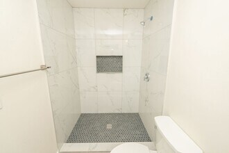 145 W Washington Ave in El Cajon, CA - Building Photo - Building Photo
