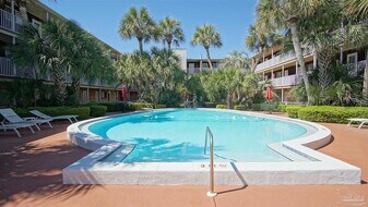 600 Scenic Hwy, Unit 309 in Pensacola, FL - Building Photo