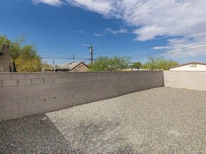 938 E Waverly St in Tucson, AZ - Foto de edificio - Building Photo