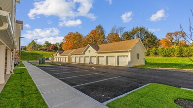 104 Episcopal Rd in Berlin, CT - Building Photo - Building Photo