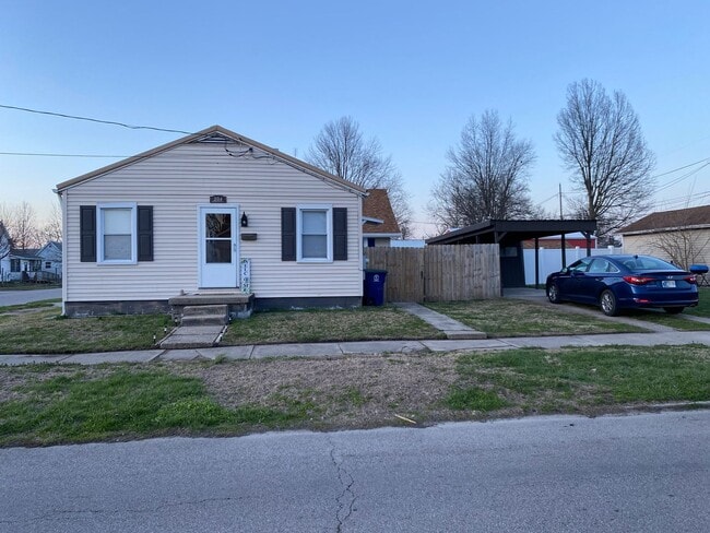 property at 204 E Ohio St