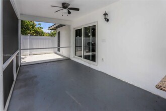 1110 S 14th Ave in Hollywood, FL - Building Photo - Building Photo