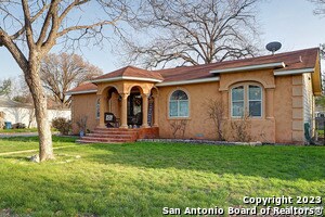 402 W Hermine Blvd in San Antonio, TX - Building Photo - Building Photo