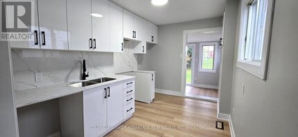 321 Dieppe St in Welland, ON - Building Photo - Building Photo