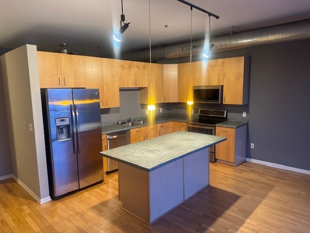 1924 N Hubbard St, Unit 413 in Milwaukee, WI - Building Photo - Building Photo