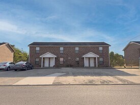 284 Northridge Dr in Clarksville, TN - Building Photo