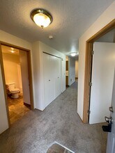 474-476 Southgate Dr S in Monmouth, OR - Building Photo - Building Photo