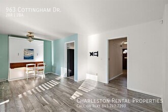 963 Cottingham Dr in Mount Pleasant, SC - Building Photo - Building Photo