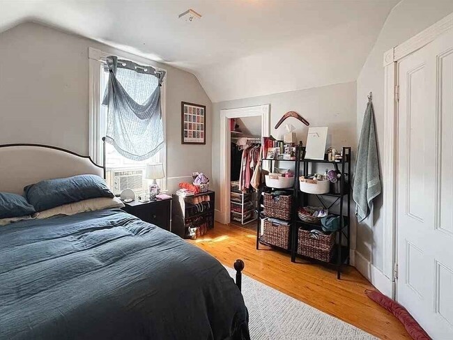 57 Bartlett St in Somerville, MA - Building Photo - Building Photo