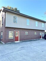 446 W Parish Rd in Sulphur, LA - Building Photo